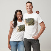 オマーン、ムスカット、スルタン・カブース・モスク Tシャツ (ユニセックス)