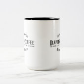 オムツとコーヒーアイロンおもしろいクレトロレストラン ツートーンマグカップ (中央)
