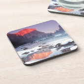 オメガの赤 コースター (左側)