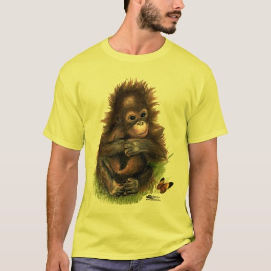 オランウータンの赤ちゃんと蝶 Tシャツ (正面)