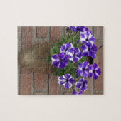 オランダのクロッグと紫の青の白い紫の壁 ジグソーパズル (横)