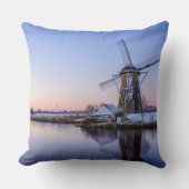 オランダの装飾用クッションの日の出の間の風車 クッション (正面)