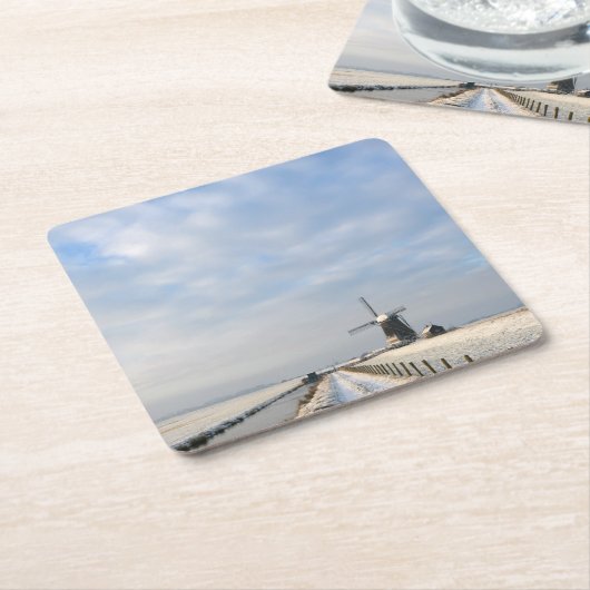 オランダの雪と風車のある冬の風景 スクエアペーパーコースター (アングル)