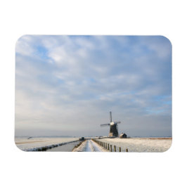 オランダの雪と風車のある冬の風景 マグネット