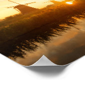 オランダの風車と川の上の日の出 ポスター (角)