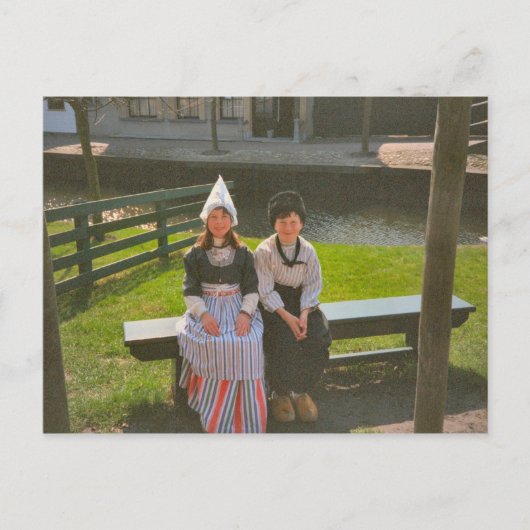 オランダ民族衣装の子供 ポストカード (正面)