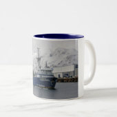 オランダ港のトロール船を採取している剣闘士AK ツートーンマグカップ (正面右)