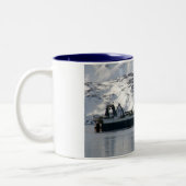 オランダ港のトロール船を採取するKodiak企業 ツートーンマグカップ (左)