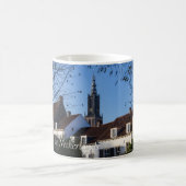 オランダ、アメルスフォールトの美しい夕景 コーヒーマグカップ (中央)