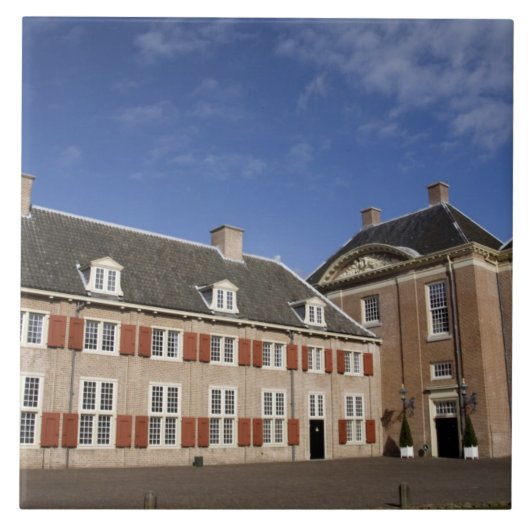 オランダ（別名オランダ）、アペルドールン3近く タイル (正面)