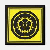 オリエンタルイエローブラックオダジャパンモンベクターアート マグネット (正面)