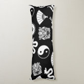 オリエンタルパターン ボディピロー (裏面 (縦))