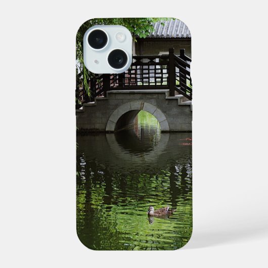オリエンタル iPhone 15ケース (裏面)