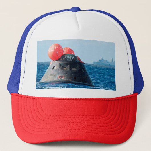 オリオンカプセル宇宙船の海回収 キャップ (正面)