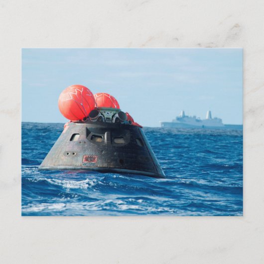 オリオンカプセル宇宙船の海回収 ポストカード (正面)