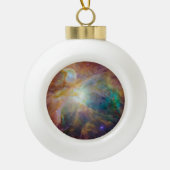 オリオン・スピッツァー・ハッブル合成画像：宇宙のカオス セラミックボールオーナメント (正面)