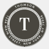 オリジナルの差出人住所ラベルを作成、エレガントなモノグラム ラウンドシール (正面)