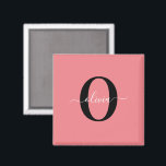 オリジナルモノグラムスクリプトネーム ブラック ホワイト ピンク マグネット<br><div class="desc">このエレガントなモノグラムとスタイリッシュなスクリプト名のデザインは、誕生日、結婚式、ブライダルシャワー、結婚記念日、母の日、またはその他の特別な機会のギフトとして最適です。個人のイニシャルと名前をカスタマイズすることができます。デザインツールを使用して、フォント、フォントの色、フォントサイズ、背景色を変更できます。JとQのイニシャルの場合、フォントサイズを小さくする必要があります。デザインをカスタマイズするのを楽しんでください。</div>