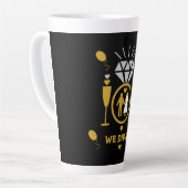 オリジナル面白い婚約おめでとう カフェラテマグ (左アングル)