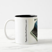 オリベッティ下草21のタイプライター ツートーンマグカップ (左)