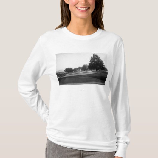 オリンピックのfairway湖の金ゴールドのコースの眺め tシャツ (正面)