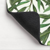 オリーブの枝のオフ白 マウスパッド (コーナー)