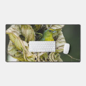 オリーブの背中のユーフォニア、野生動物の鳥の写真 デスクマット (キーボード&マウス)