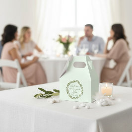オリーブの花輪が付いた名入れ洗礼記念品ボックス フェイバーボックス