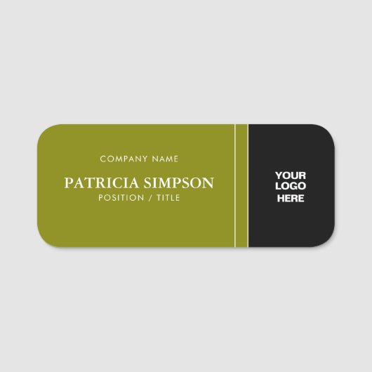 オリーブはっきりしたダークグリーン&ブラックロゴのコントラスト 名札 (正面)