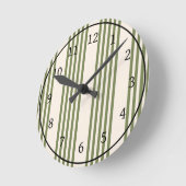 オリーブグリーンとベージュの5つのストライプパターン ラウンド壁時計 (傾斜)