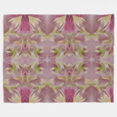 オリーブグリーンのブルゴーニュ フリースブランケット (正面(横))