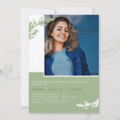 オリーブグリーンの葉が重なる写真の卒業生 招待状 (裏面)