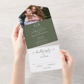 オリーブグリーンエレガントモノグラム結婚写真 オールインワン招待状 (貼ってはがせる)