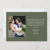 オリーブグリーンモノグラム2枚写真ウェディング サンキューカード (裏面)