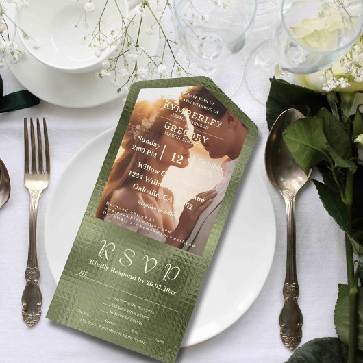 オリーブセージ緑のきらめく背景の写真 オールインワン招待状
