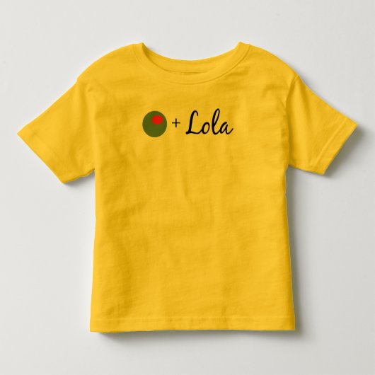 オリーブ色のLola トドラーTシャツ (正面)