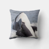 オルカ・クジラの浸食 クッション (裏面)