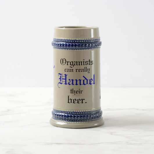 オルガン奏者はHandelを彼らのビール実際に缶詰にします! ビールジョッキ (中央)
