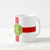 オルダニー島の愛国的な旗 コーヒーマグカップ (正面右)