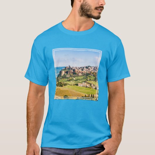 オルヴィエートの風景 Tシャツ (正面)