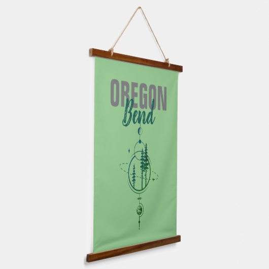 オレゴンの幾何学的な惑星と木を曲げる 吊り下げ型タペストリー (傾斜あり)