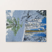 オレゴンの雪に覆われた森 ジグソーパズル (横)