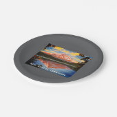 オレゴン州のクリスタル湖ホー澄んド山失った ペーパープレート (アングル)