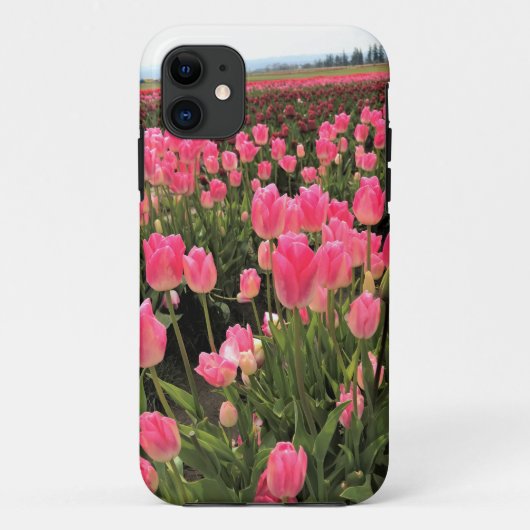 オレゴン州のフィールドにピンクと赤のチューリップ Case-Mate iPhoneケース (裏面)