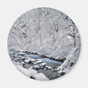 オレゴン州の雪景色のクリ-ク マグネット