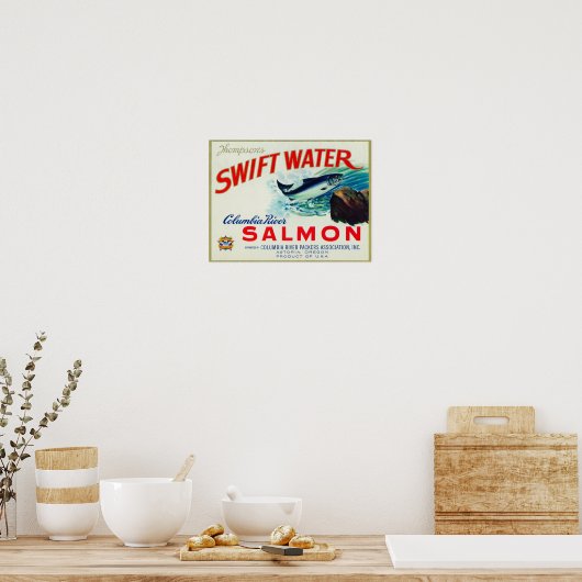 オレゴン州アストリア – Thompson's Swift Water Sake ポスター (キッチン)