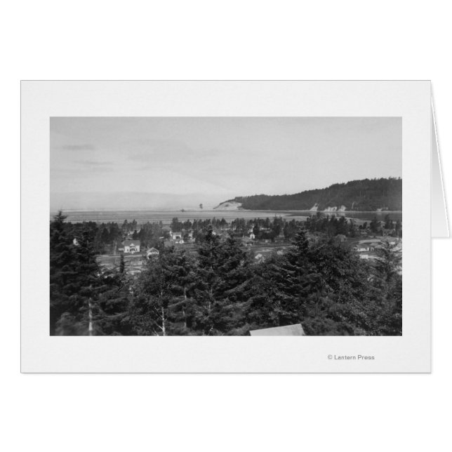 オレゴン州ウォルドポートのタウンビューウエストを見る (正面横)