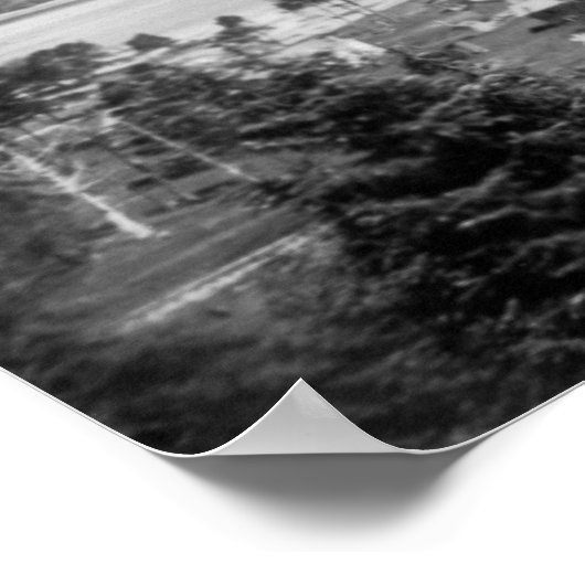 オレゴン州ウォルドポートの街並みを北向きに ポスター (角)