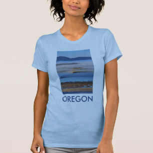 オレゴン州ネターツ湾の朝霧 Tシャツ