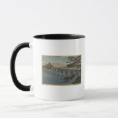 オレゴン州ノースベンド – Coos Bay Bridge View マグカップ (左)
